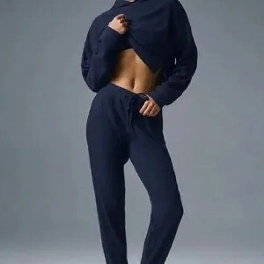 Alo Yoga Muse Sweatpant - M